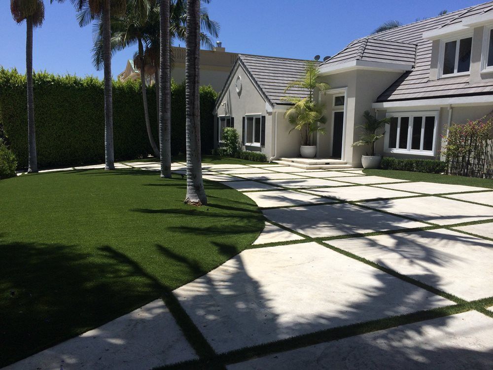 Charlotte artificial grass landscaping